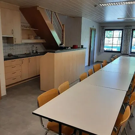 Daire De Meiboom Vakantiehoeve Tot 21 Pers *